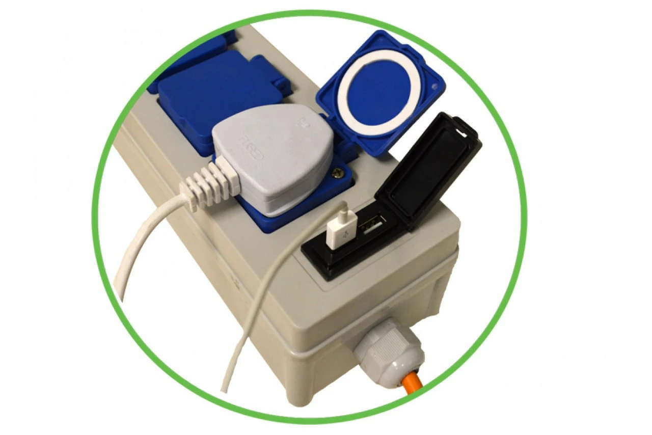 Maypole 5 In 1 Camping Mobile Mains Electricity Hook Up 4 Maypole 5 In 1 Camping Mobile Mains Electricity Hook Up - Image 4