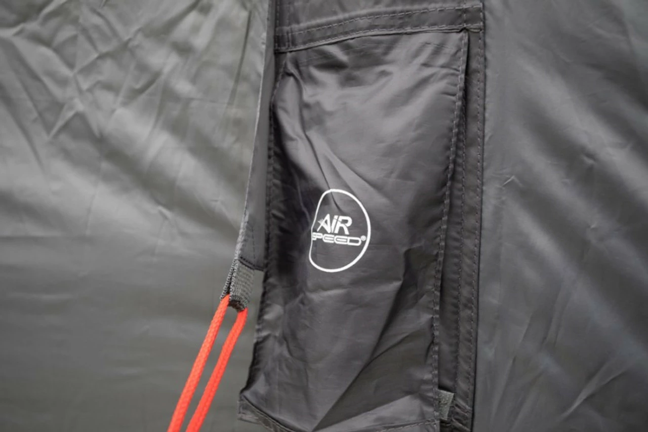 Vango Cove II Air Mid Campervan Drive Away Awning 4 Vango Cove II Air Mid Campervan Drive Away Awning - Image 4