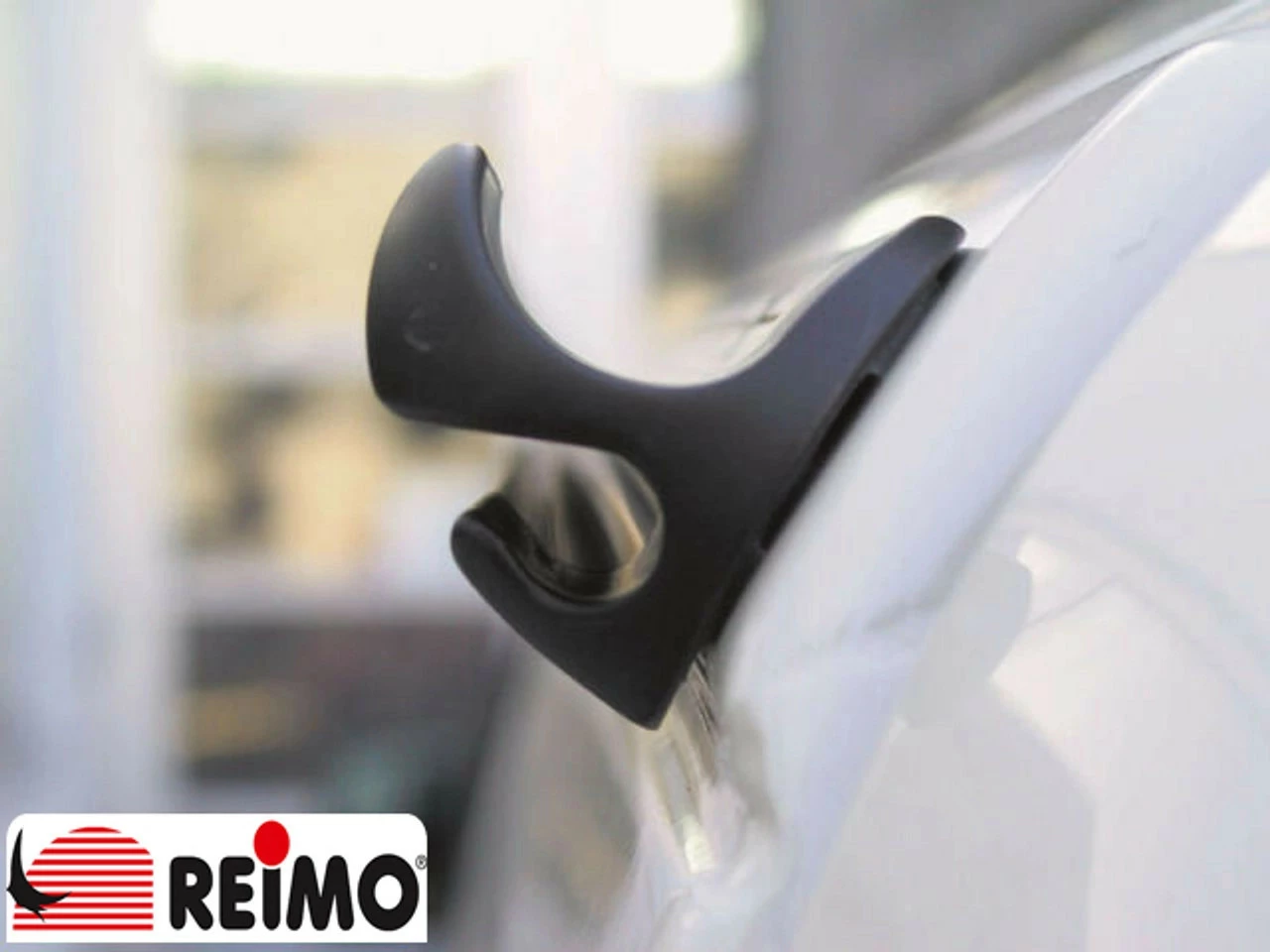 Fiamma F45S Awning & Bracket Kit For VW T5 And T6 With Pop Top Roofs 5 Fiamma F45S Awning & Bracket Kit For VW T5 And T6 With Pop Top Roofs - Image 5